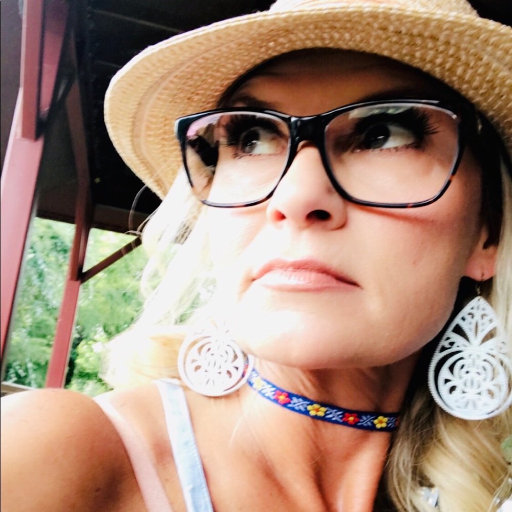 Meet your Posher, Natalie